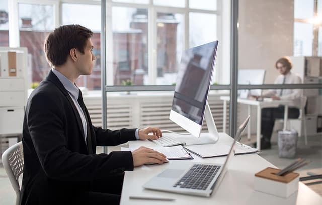 Top Domain Registrars for a Standout Web Address